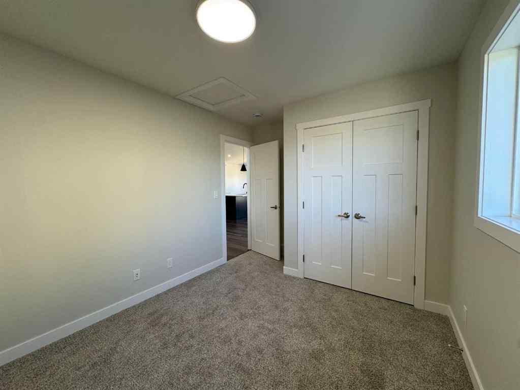 MLS® A2262993 - 21 Vermont Close  in Valley Ridge Blackfalds, Residential