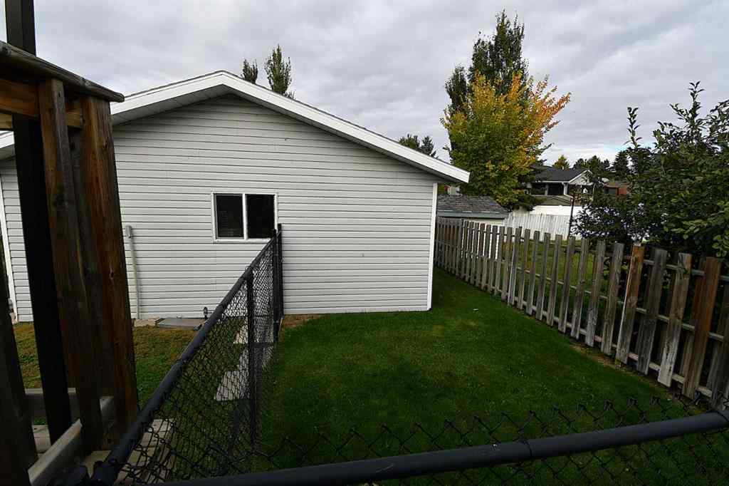 MLS® A2262994 - 337 Laura Ave Avenue W in NONE Duchess, Residential