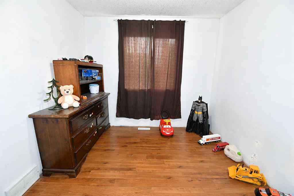MLS® A2262994 - 337 Laura Ave Avenue W in NONE Duchess, Residential
