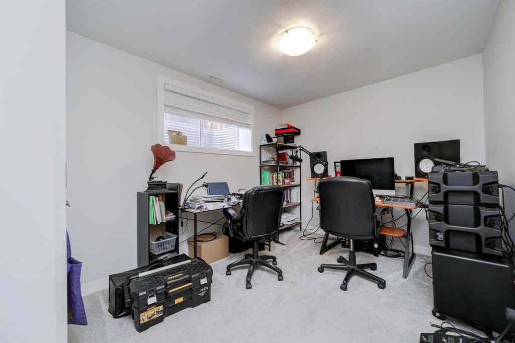 MLS® A2262999 - 233 Agnes Short Place N in Legacy Ridge / Hardieville Lethbridge, Residential