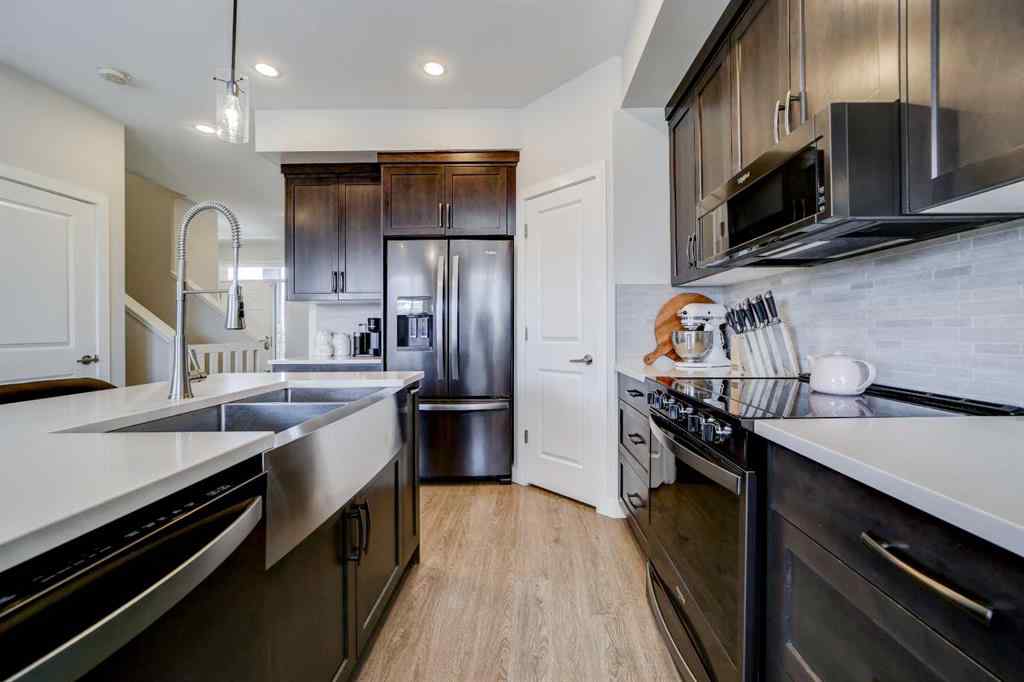 MLS® A2262999 - 233 Agnes Short Place N in Legacy Ridge / Hardieville Lethbridge, Residential