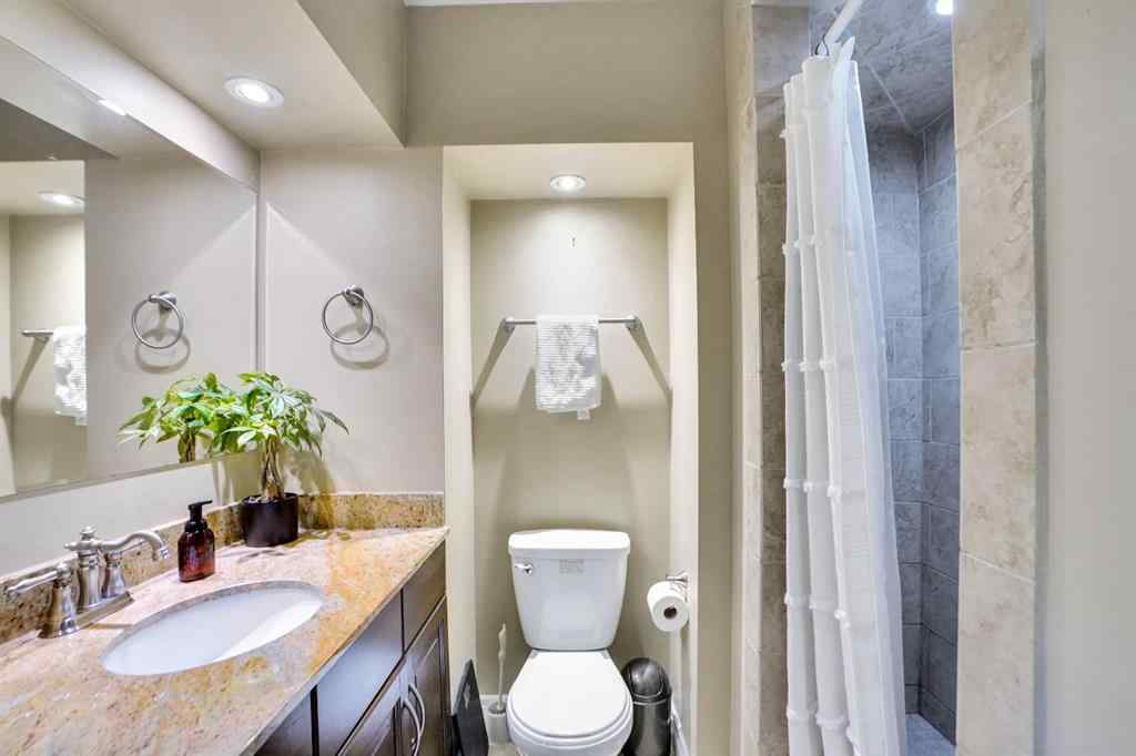 MLS® A2263000 - 1447 Northmount Drive NW in Brentwood Calgary, Residential