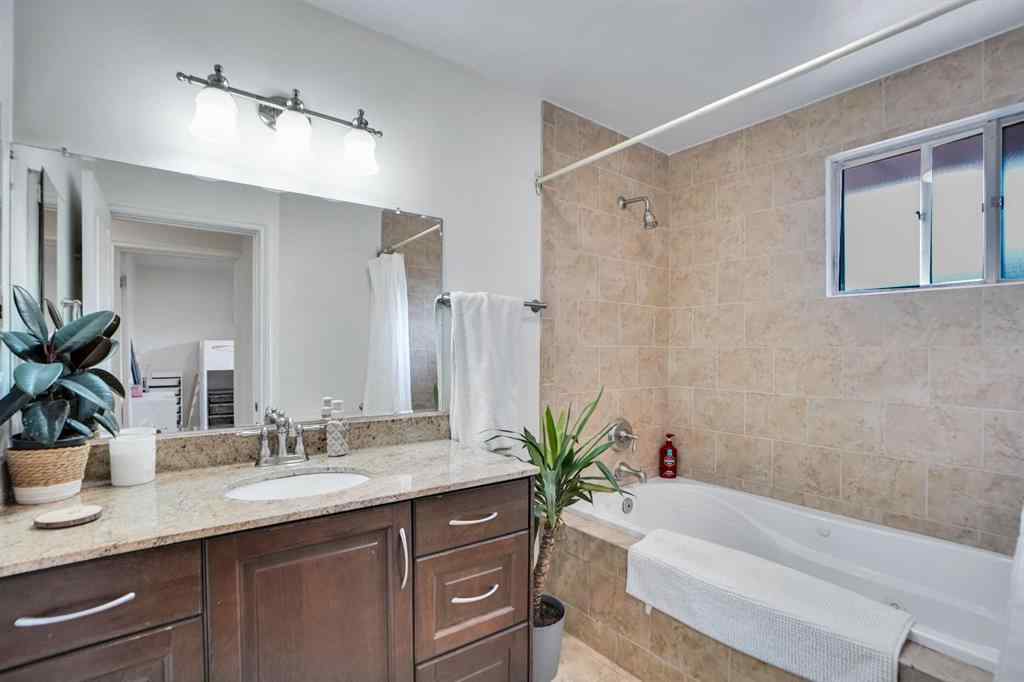 MLS® A2263000 - 1447 Northmount Drive NW in Brentwood Calgary, Residential