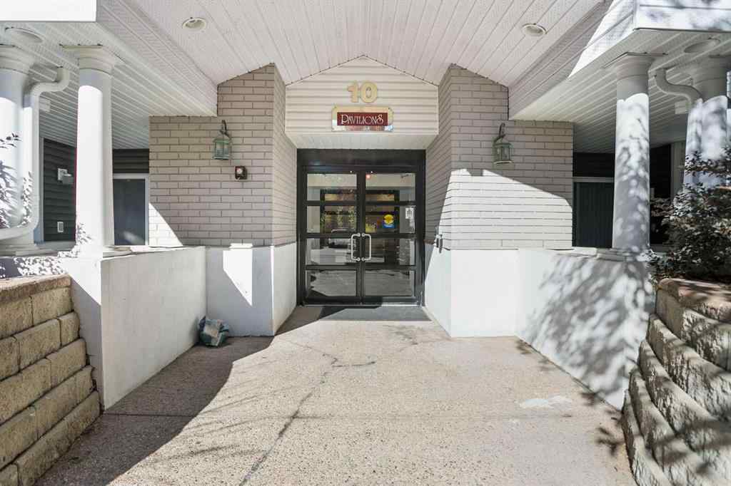 MLS® A2263002 - Unit #118 10 Sierra Morena Mews SW in Signal Hill Calgary, Residential