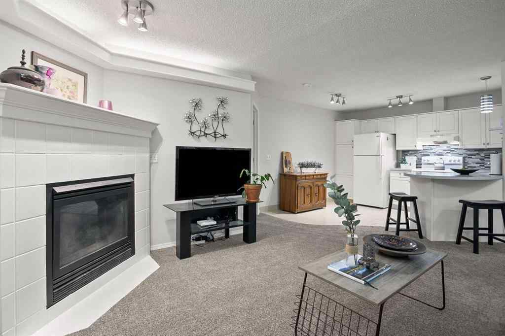MLS® A2263002 - Unit #118 10 Sierra Morena Mews SW in Signal Hill Calgary, Residential