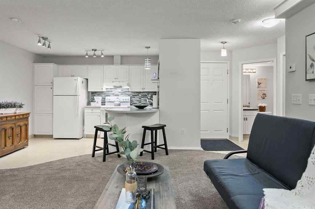MLS® A2263002 - Unit #118 10 Sierra Morena Mews SW in Signal Hill Calgary, Residential