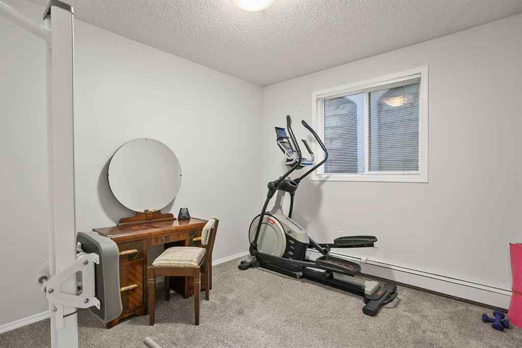 MLS® A2263002 - Unit #118 10 Sierra Morena Mews SW in Signal Hill Calgary, Residential