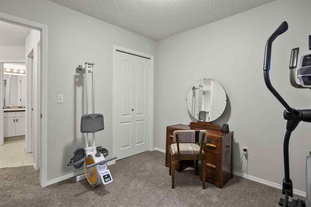MLS® A2263002 - Unit #118 10 Sierra Morena Mews SW in Signal Hill Calgary, Residential