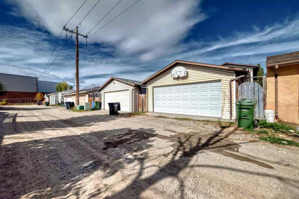 MLS® A2263006 - 5611 Temple Drive NE in Temple Calgary, Residential