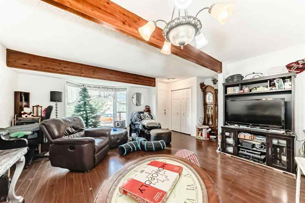 MLS® A2263006 - 5611 Temple Drive NE in Temple Calgary, Residential