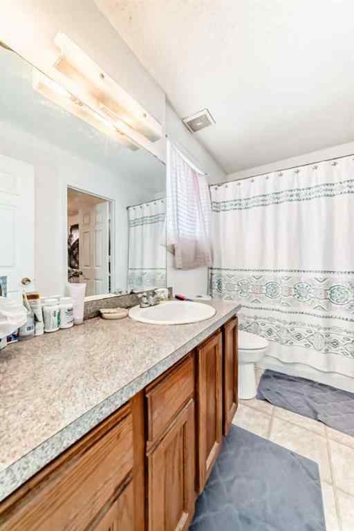 MLS® A2263006 - 5611 Temple Drive NE in Temple Calgary, Residential