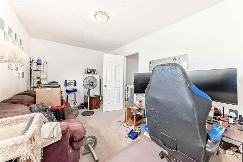 MLS® A2263006 - 5611 Temple Drive NE in Temple Calgary, Residential