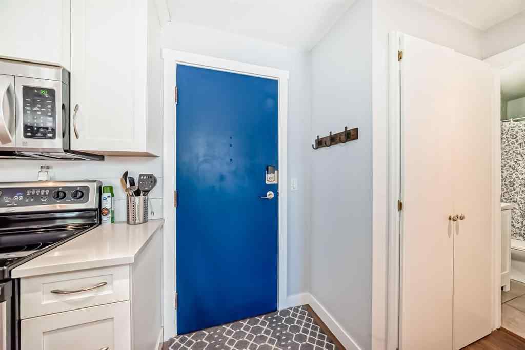 MLS® A2263009 - Unit #202 540 18 Avenue SW in Cliff Bungalow Calgary, Residential