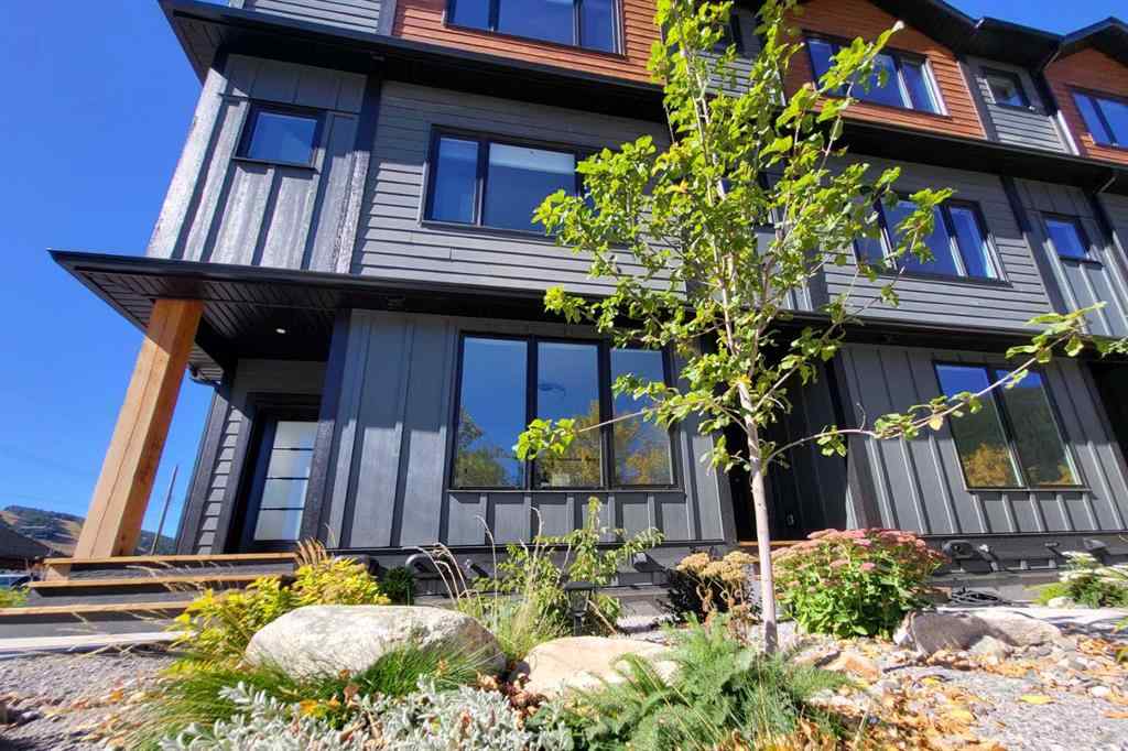 MLS® A2263014 - Unit #5 2102 131 Street  in NONE Blairmore, Residential