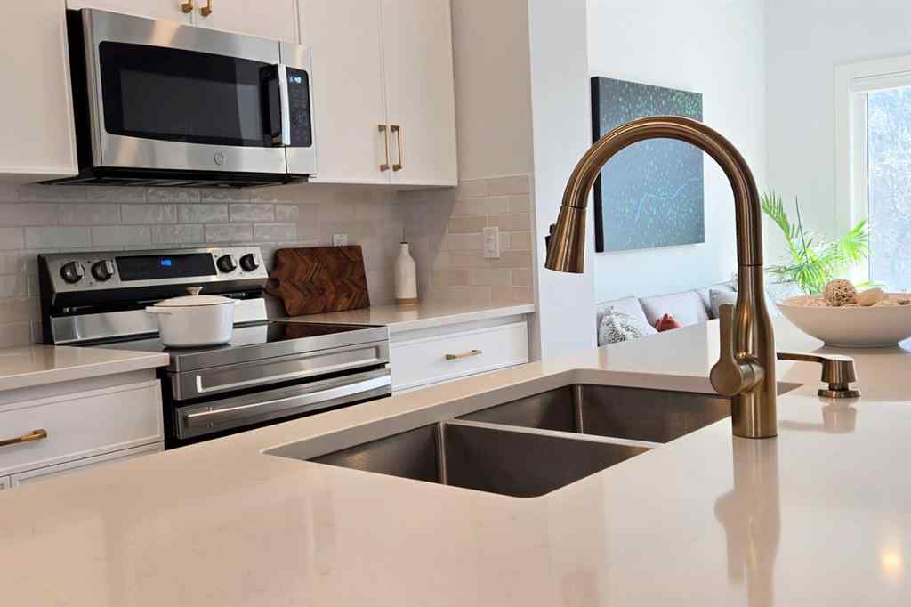 MLS® A2263014 - Unit #5 2102 131 Street  in NONE Blairmore, Residential