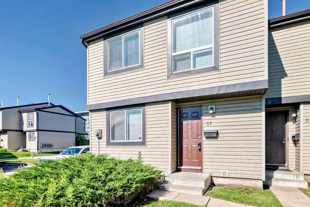 MLS® A2263015 - Unit #37 3029 Rundleson Road NE in Rundle Calgary, Residential
