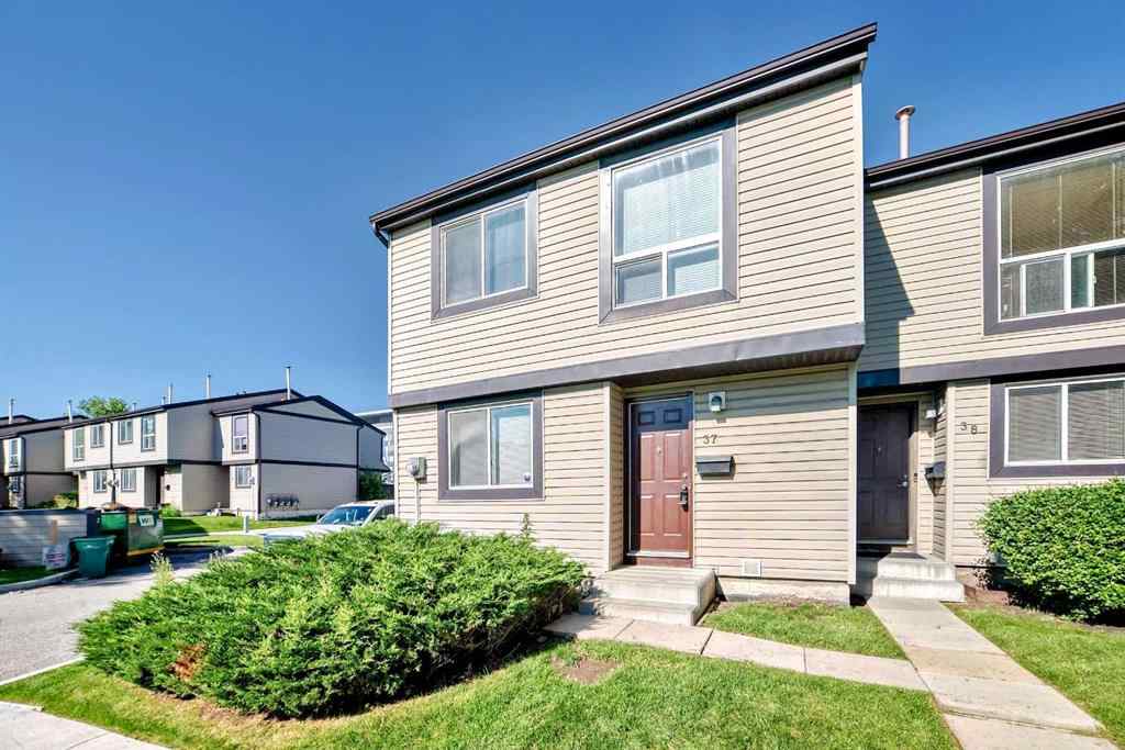 MLS® A2263015 - Unit #37 3029 Rundleson Road NE in Rundle Calgary, Residential