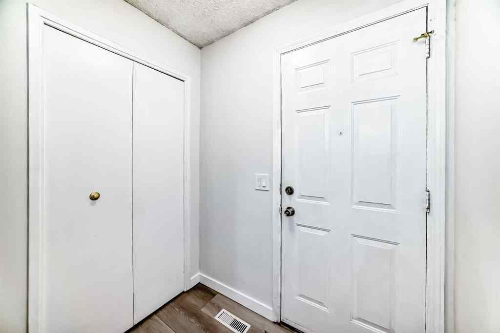 MLS® A2263015 - Unit #37 3029 Rundleson Road NE in Rundle Calgary, Residential