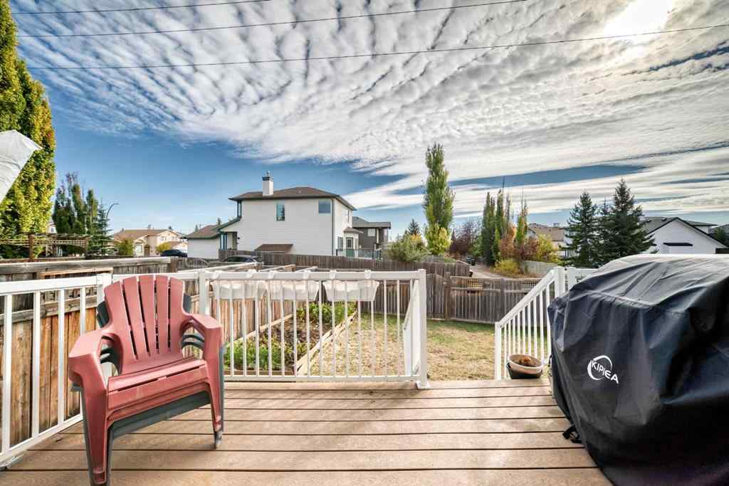 MLS® A2263019 - 30 Millview Common SW in Millrise Calgary, Residential