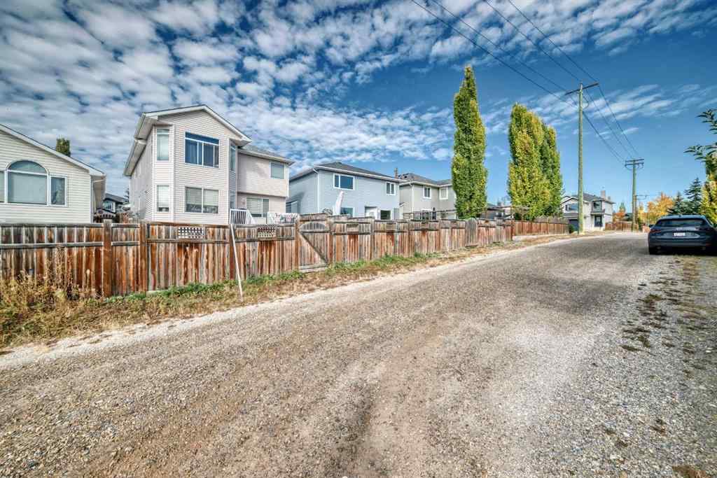 MLS® A2263019 - 30 Millview Common SW in Millrise Calgary, Residential