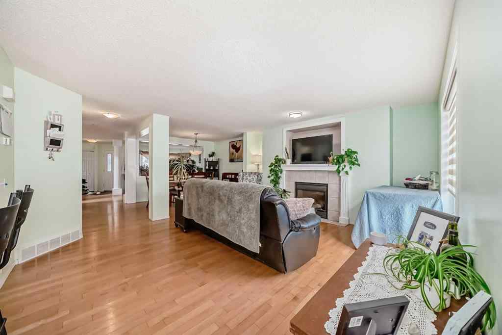 MLS® A2263019 - 30 Millview Common SW in Millrise Calgary, Residential