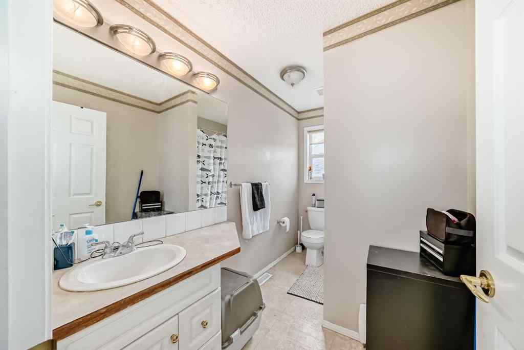 MLS® A2263019 - 30 Millview Common SW in Millrise Calgary, Residential