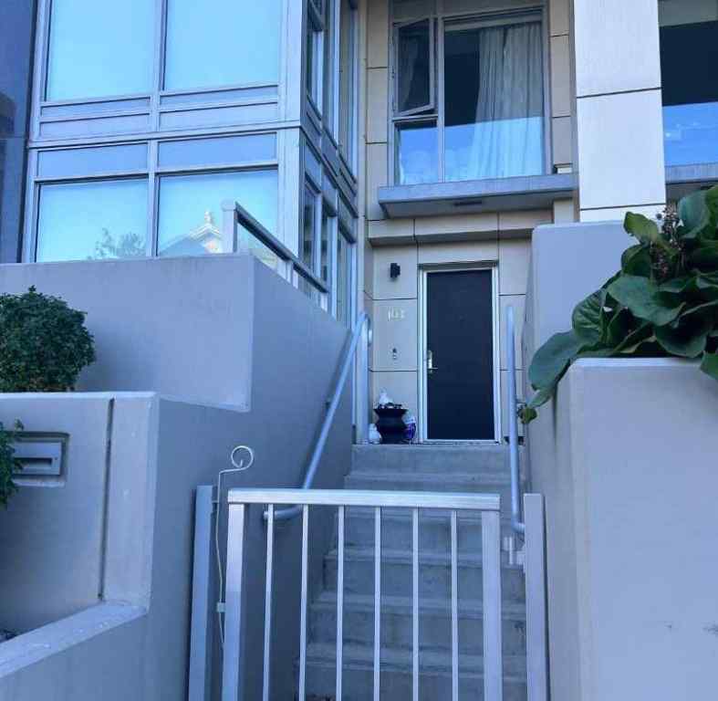 MLS® A2263025 - Unit #103 1025 5 Avenue SW in Downtown West End Calgary, Residential