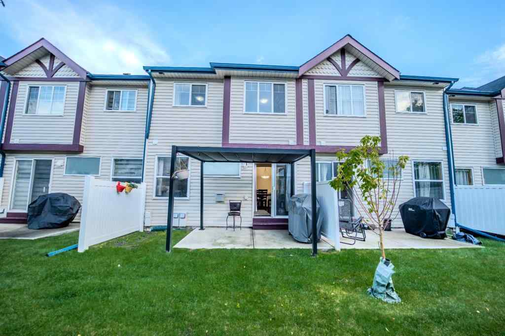 MLS® A2263026 - 310 Country Village Cape NE in Country Hills Village Calgary, Residential