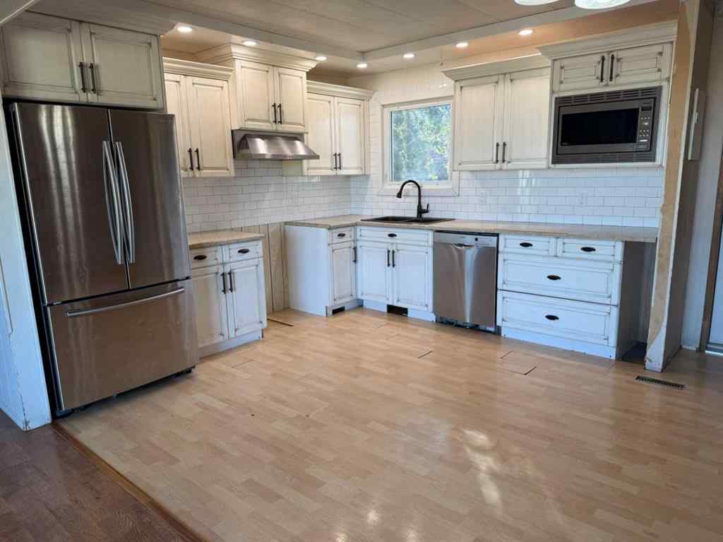 MLS® A2263035 - 405 2 Avenue E in NONE Bow Island, Residential