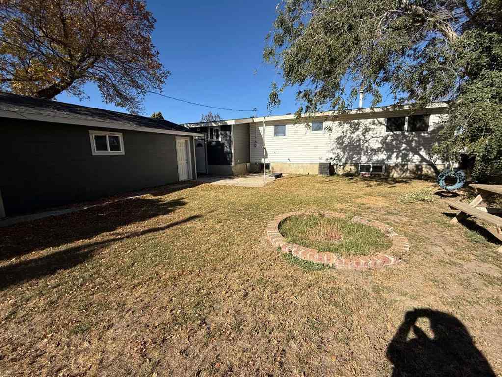 MLS® A2263035 - 405 2 Avenue E in NONE Bow Island, Residential