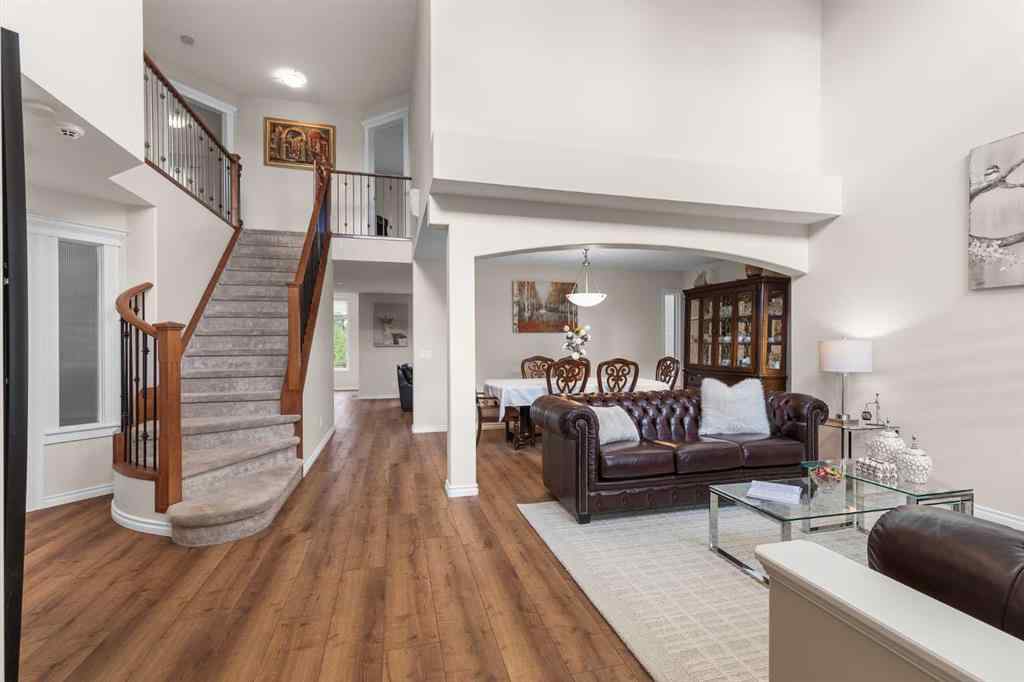 MLS® A2263037 - 7 Everglade Circle SW in Evergreen Calgary, Residential