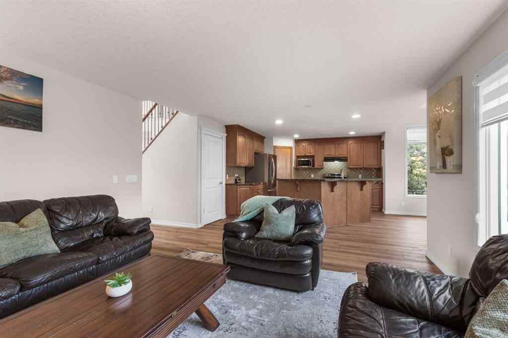 MLS® A2263037 - 7 Everglade Circle SW in Evergreen Calgary, Residential