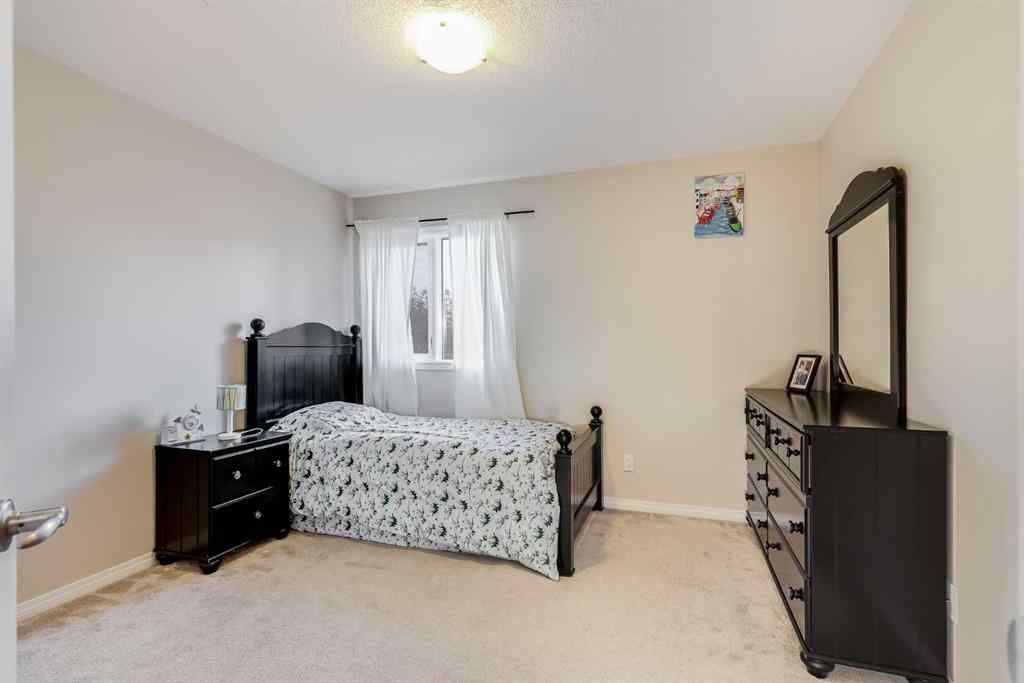 MLS® A2263037 - 7 Everglade Circle SW in Evergreen Calgary, Residential