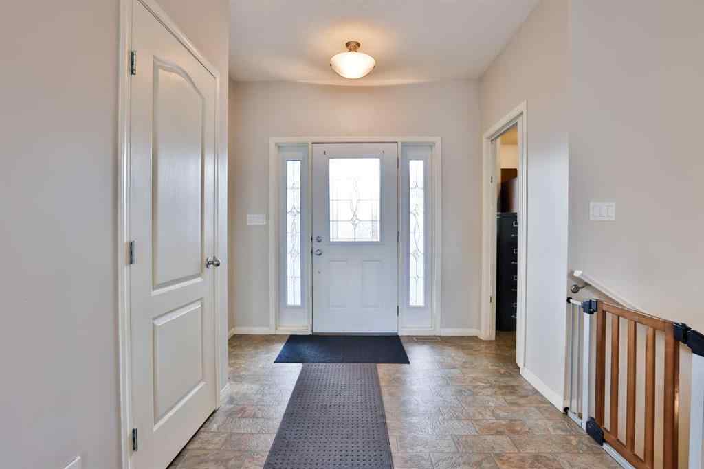 MLS® A2263041 - 73N 2A Street  in NONE Magrath, Residential