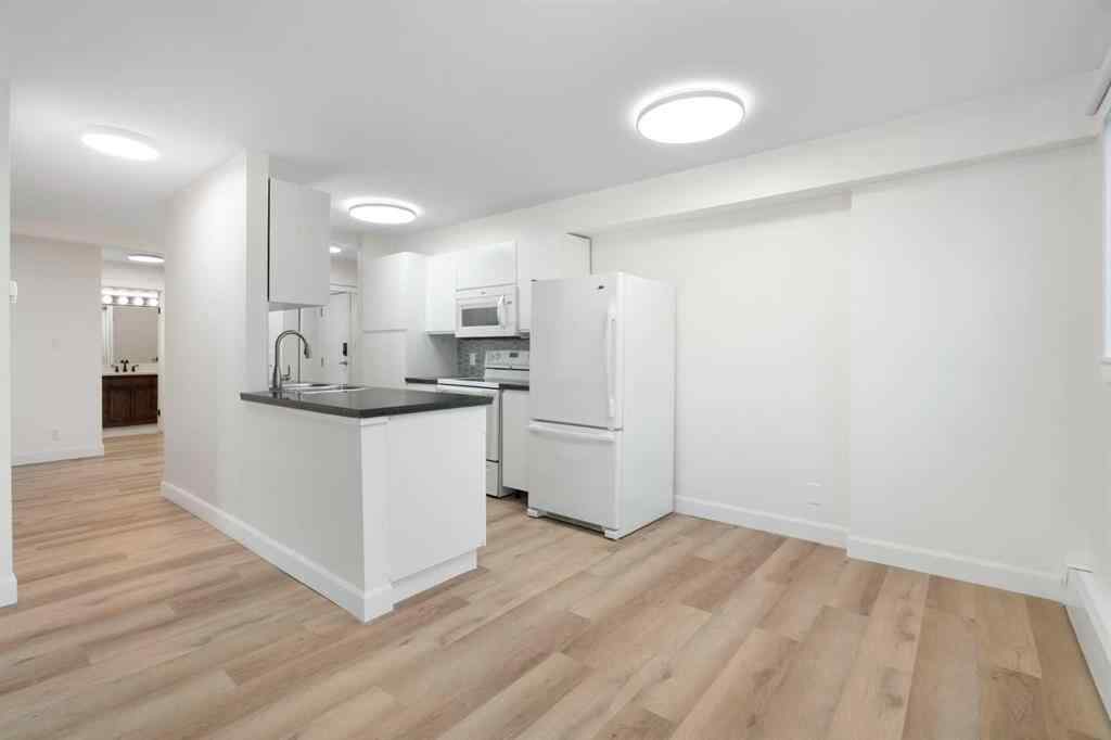 MLS® A2263044 - Unit #201 2221 14 Street SW in Bankview Calgary, Residential