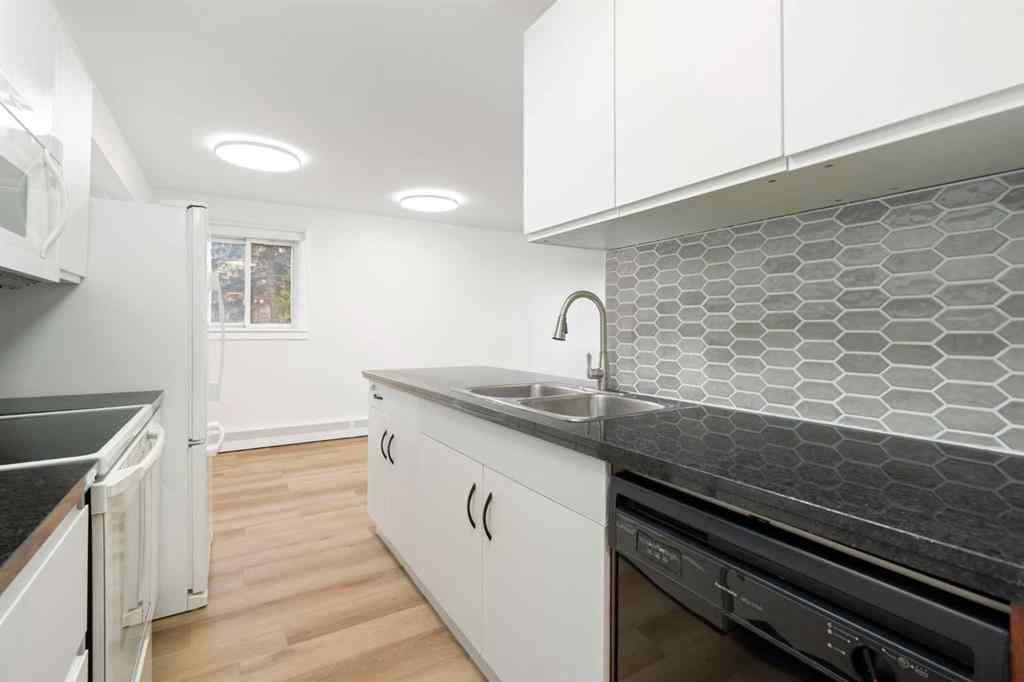 MLS® A2263044 - Unit #201 2221 14 Street SW in Bankview Calgary, Residential