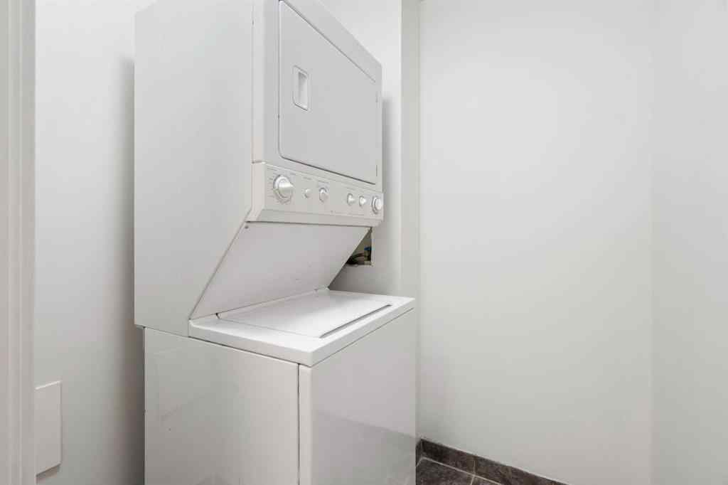 MLS® A2263044 - Unit #201 2221 14 Street SW in Bankview Calgary, Residential