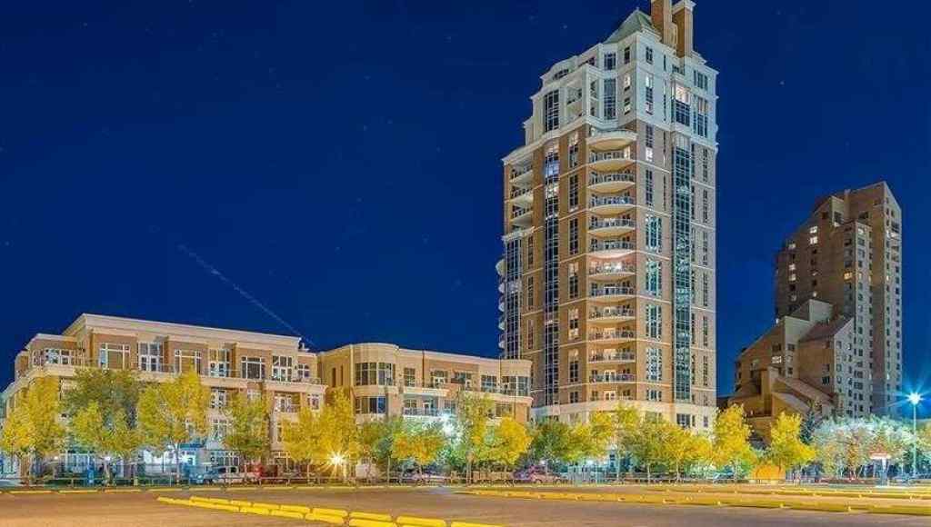 MLS® A2263045 - Unit #207 600 Princeton Way SW in Eau Claire Calgary, Residential