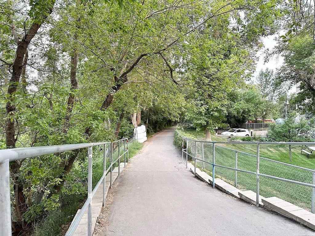 MLS® A2263046 - Unit #301 108 25 Avenue SW in Mission Calgary, Residential