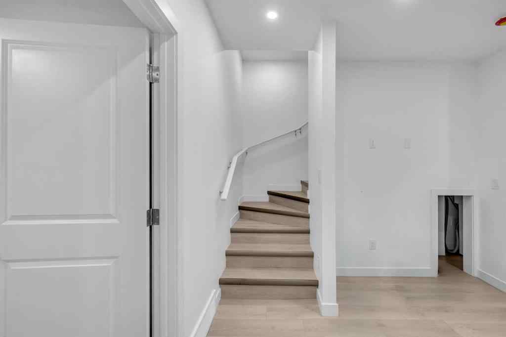 MLS® A2263051 - 84 Savanna Place NE in Saddle Ridge Calgary, Residential