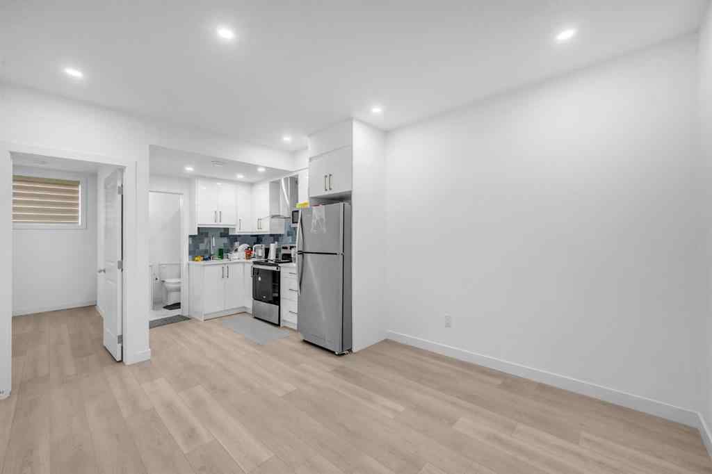 MLS® A2263051 - 84 Savanna Place NE in Saddle Ridge Calgary, Residential