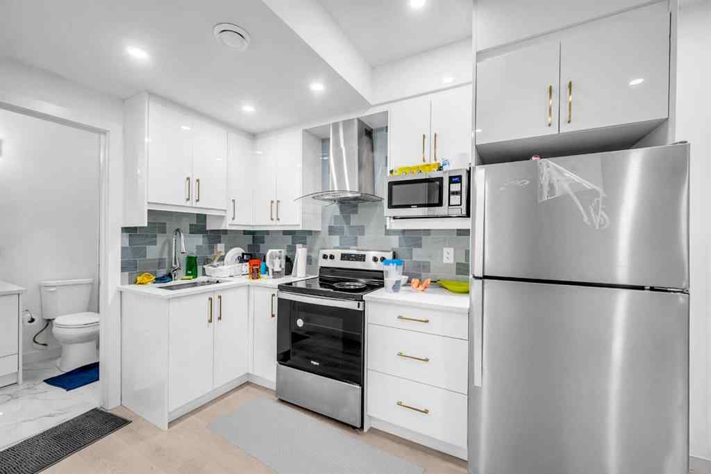 MLS® A2263051 - 84 Savanna Place NE in Saddle Ridge Calgary, Residential