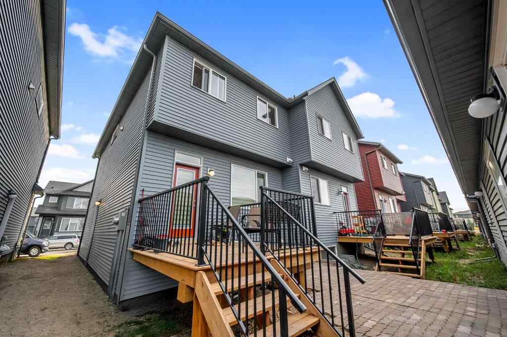 MLS® A2263051 - 84 Savanna Place NE in Saddle Ridge Calgary, Residential