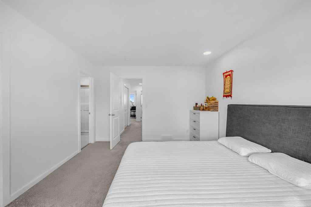 MLS® A2263051 - 84 Savanna Place NE in Saddle Ridge Calgary, Residential