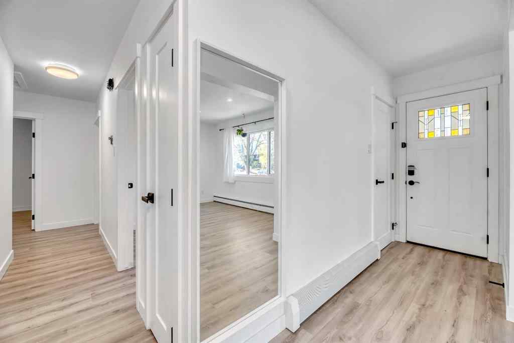 MLS® A2263060 - 7207 7 Street SW in Kingsland Calgary, Residential