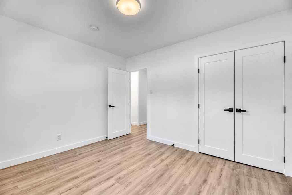 MLS® A2263060 - 7207 7 Street SW in Kingsland Calgary, Residential