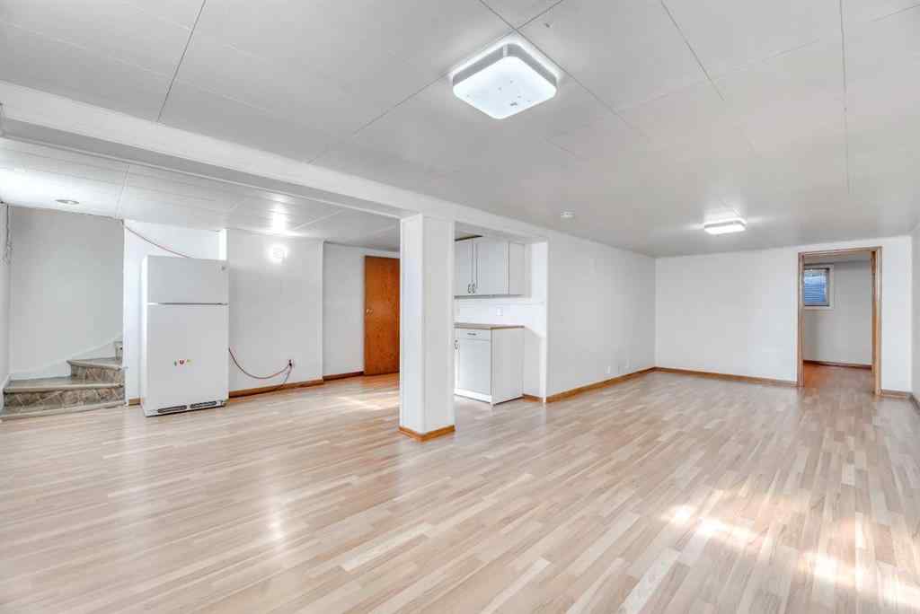 MLS® A2263060 - 7207 7 Street SW in Kingsland Calgary, Residential