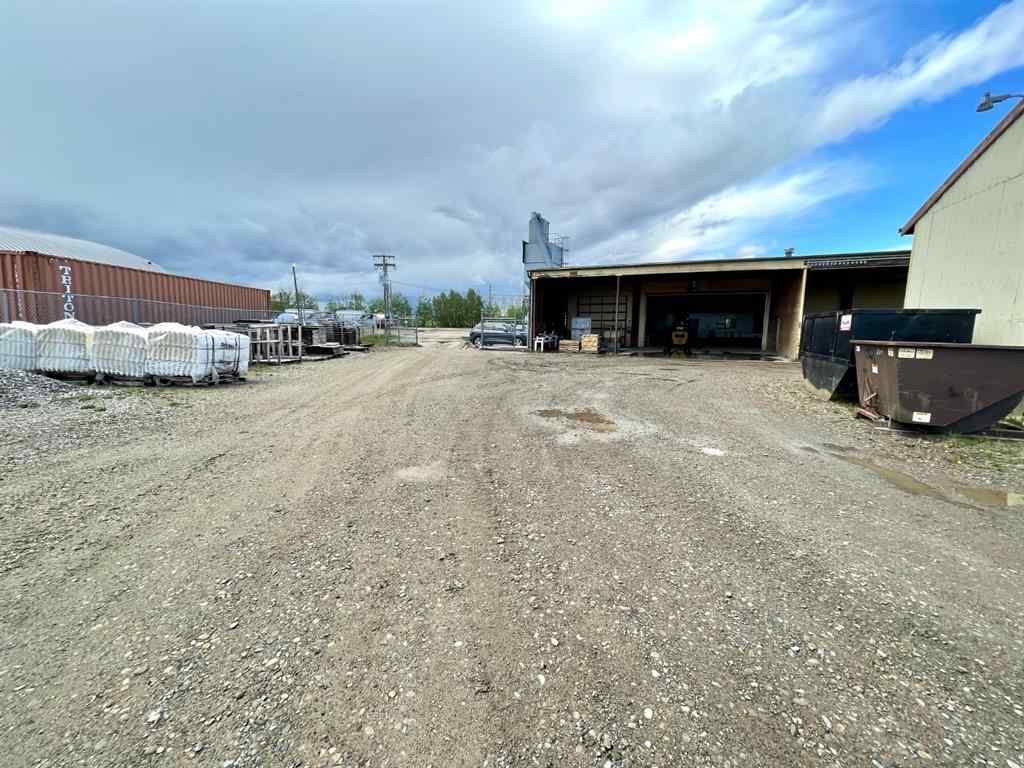 MLS® A2263063 - 4211 53 Street Close  in NONE Innisfail, Commercial