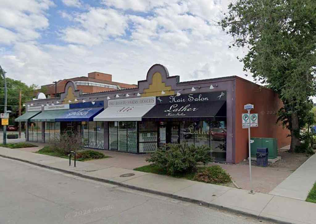 MLS® A2263065 - 20 12 Street NW in Hillhurst Calgary, Commercial