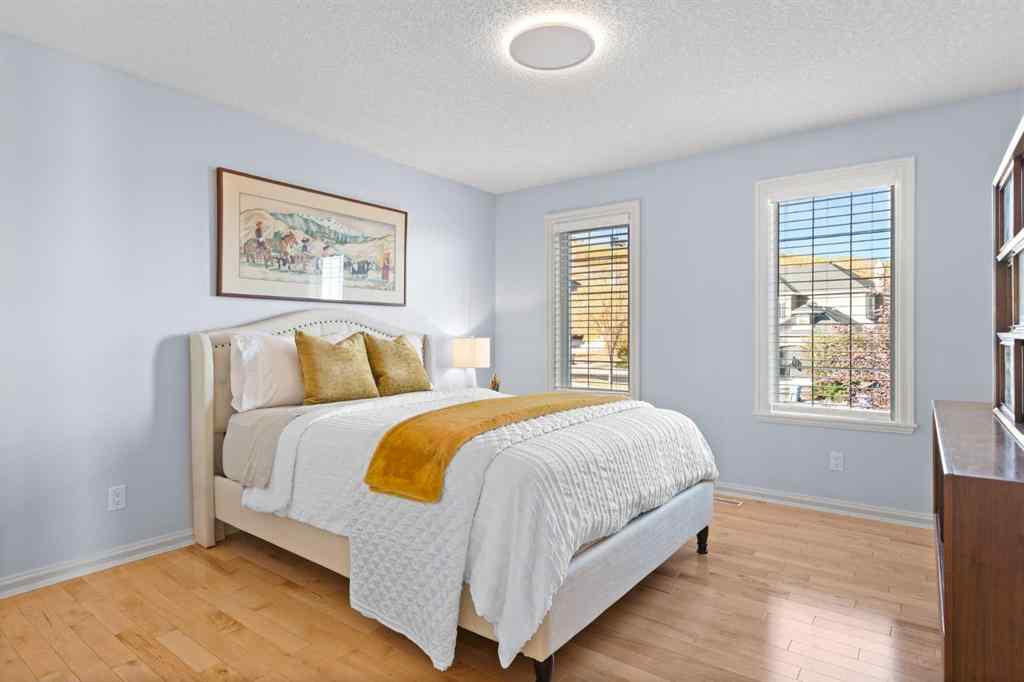 MLS® A2263066 - 366 Patterson Boulevard SW in Patterson Calgary, Residential